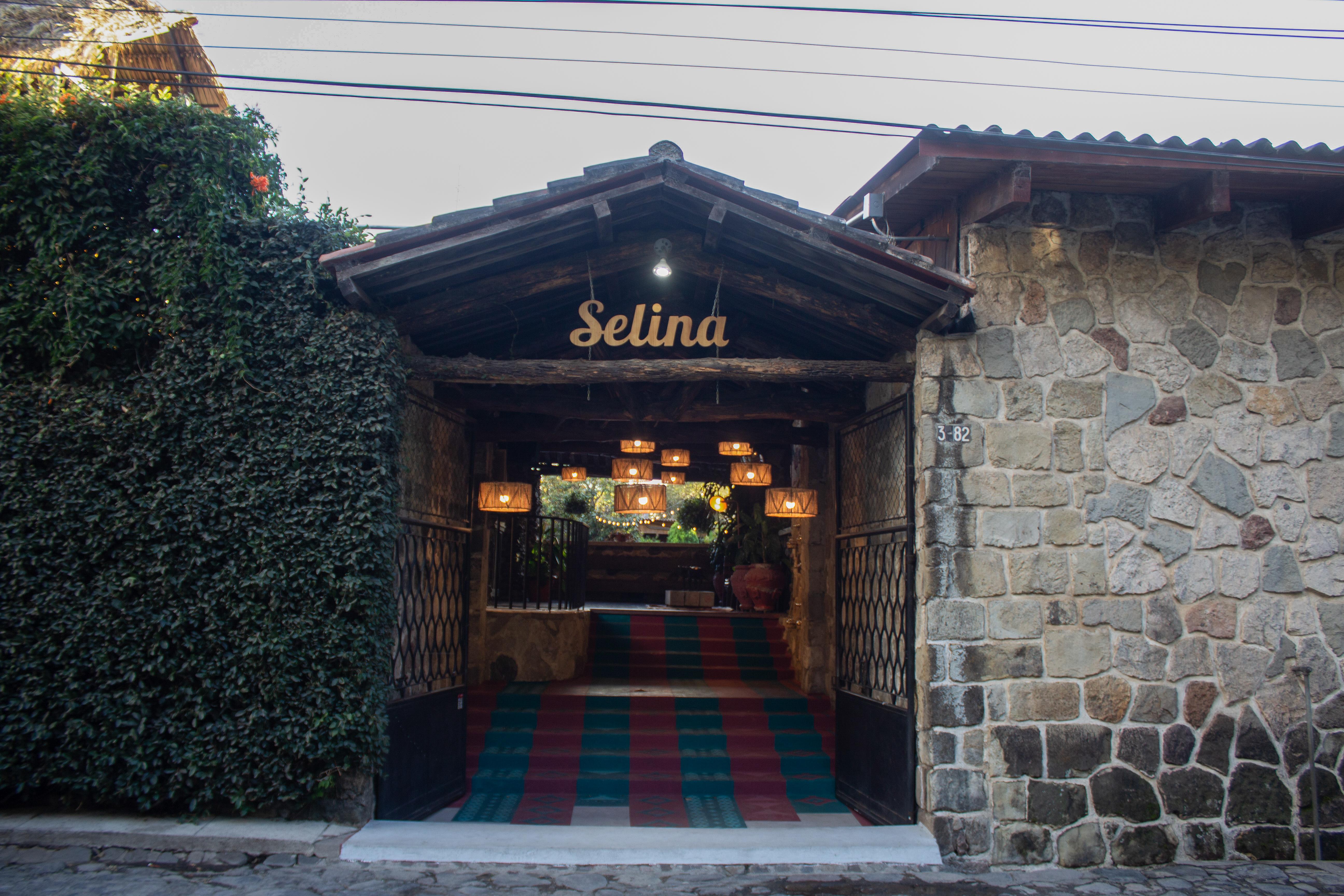 Socialtel Atitlan Hotel Panajachel Ngoại thất bức ảnh