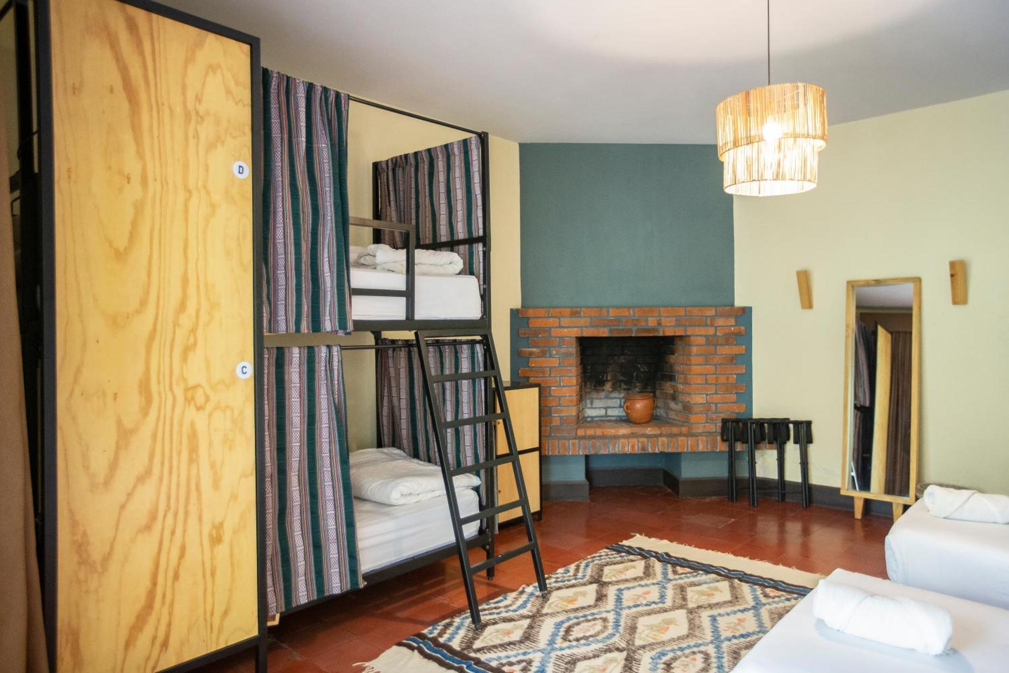 Socialtel Atitlan Hotel Panajachel Ngoại thất bức ảnh