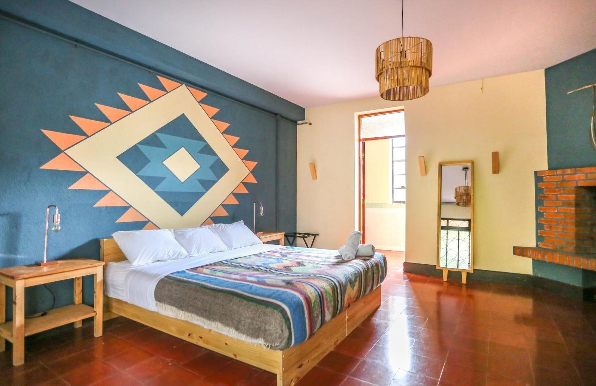 Socialtel Atitlan Hotel Panajachel Ngoại thất bức ảnh