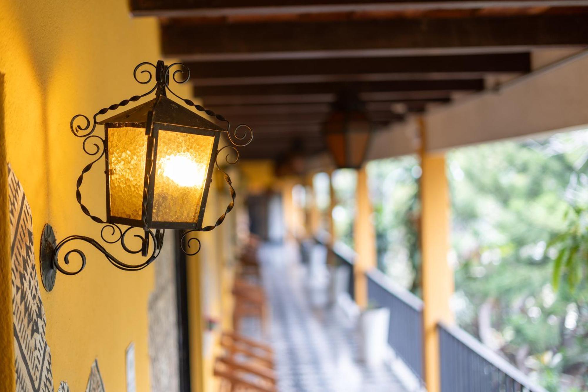 Socialtel Atitlan Hotel Panajachel Ngoại thất bức ảnh