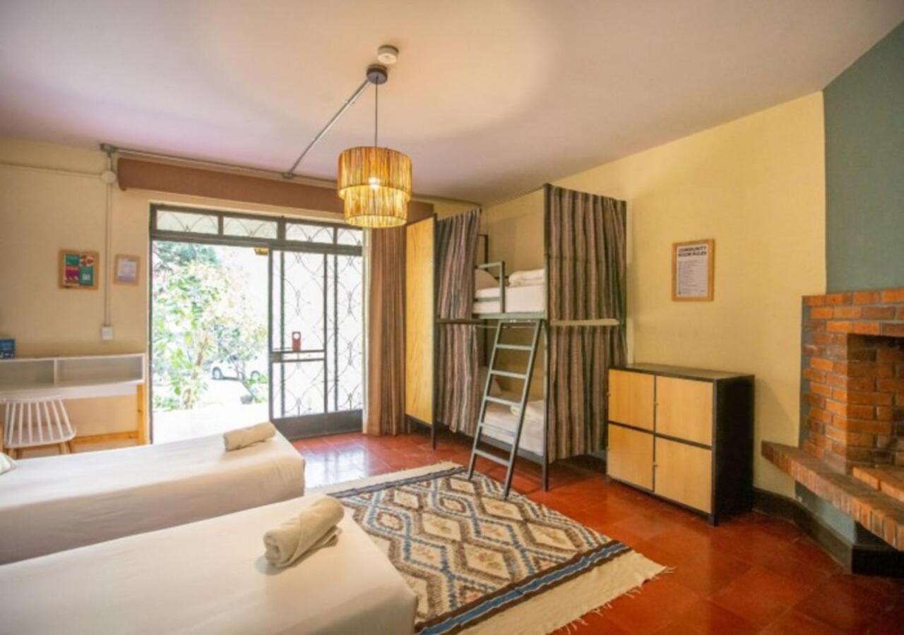 Socialtel Atitlan Hotel Panajachel Ngoại thất bức ảnh