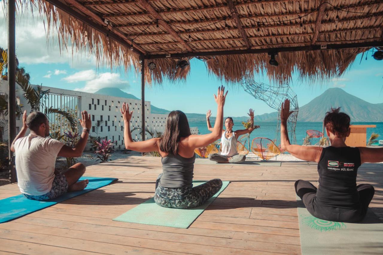 Socialtel Atitlan Hotel Panajachel Ngoại thất bức ảnh